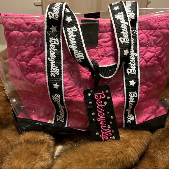 🌹BETSEY JOHNSON BETSEYVILLE VINTAGE PLASTIC TOTE WITH PINK NYLON LINER NWOT🌹 - Picture 4 of 5